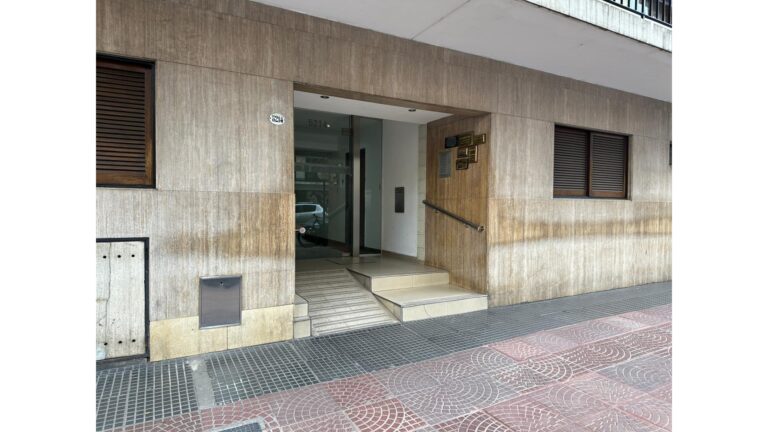 Av. Olazábal 5200 PB – USD120.000 – Departamento – en Venta