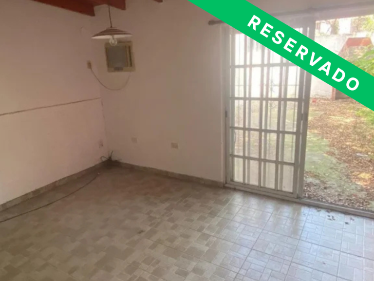 Copia de Post de Instagram Venta de Casa para Inmobiliaria Fotográfico Blanco (300 x 300 px) (1080 x 1080 px) (1080 x 1080 px) (1080 x 1080 px) (10)